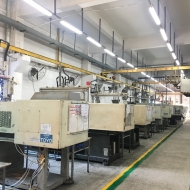 自动化注塑车间-2